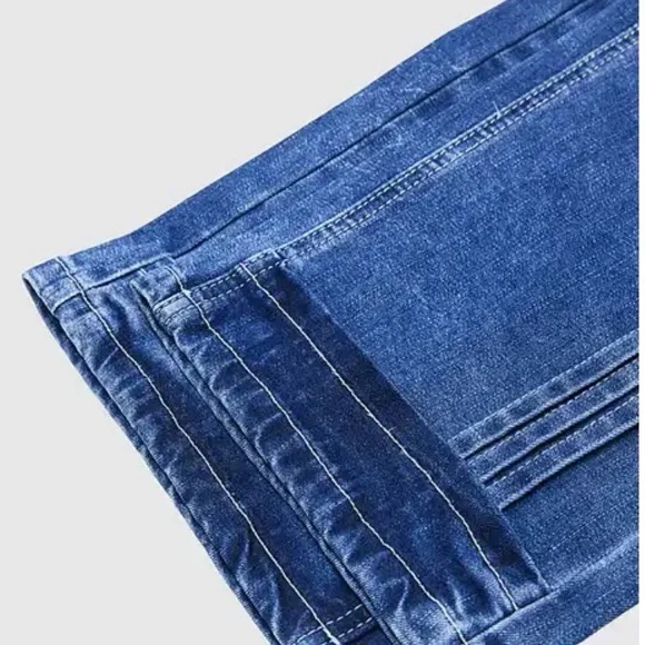 Mid wash pleat and cuff accent jeans. Size XS. NWT - Picture 3 of 12